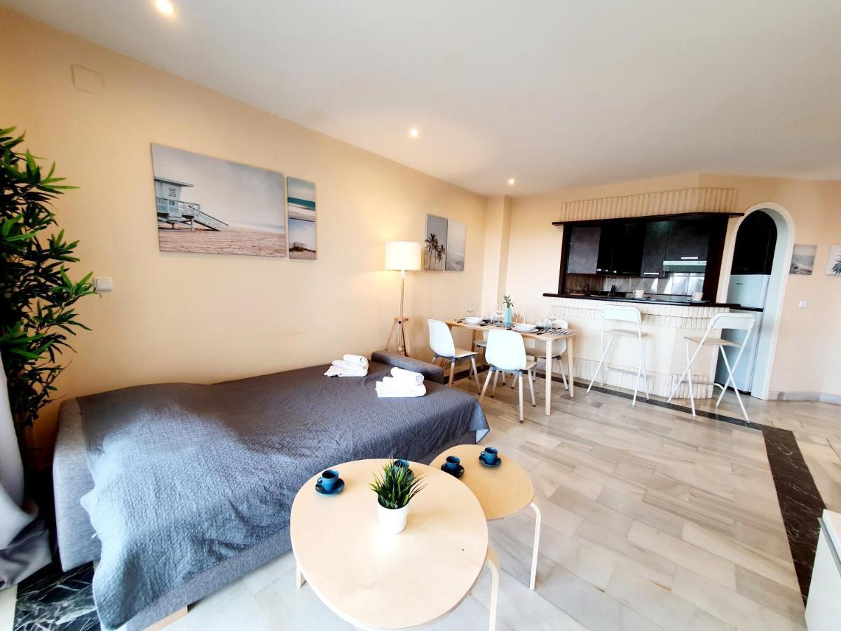 Cozy Apartment On The Beach Sitio de Calahonda Eksteriør bilde